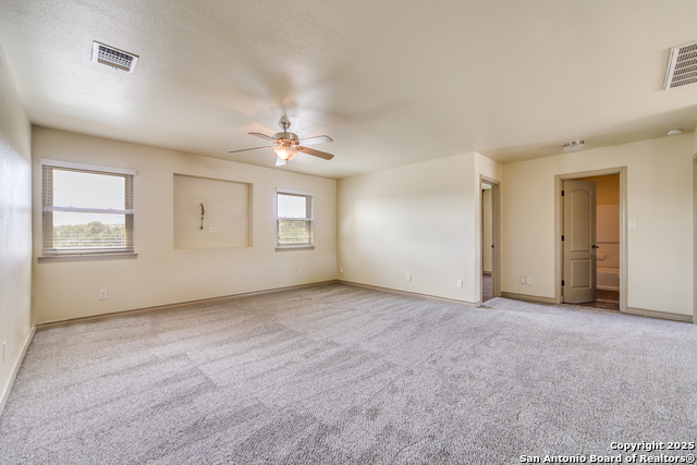 Image 24 of 29 For 811 Stirrup Dr