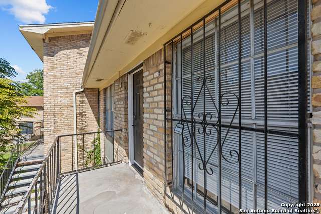 Image 3 of 17 For 6611 Southpoint 128