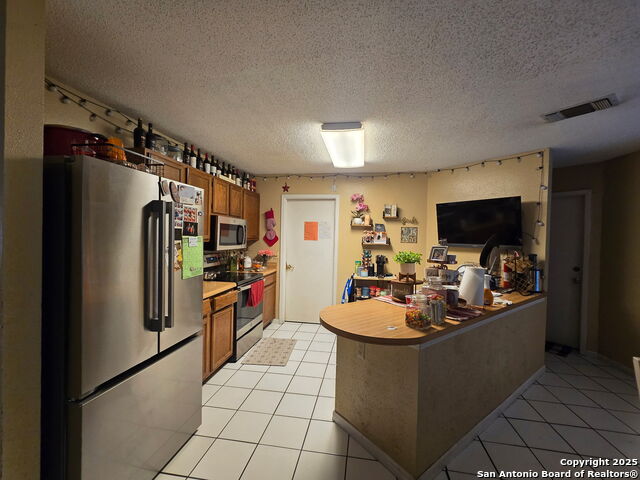 Image 8 of 22 For 3314 Coral Grove
