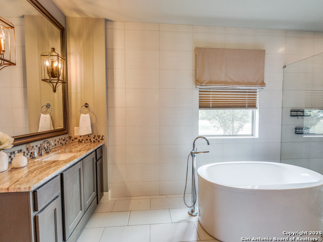 Image 28 of 44 For 1410 Burgundy Way