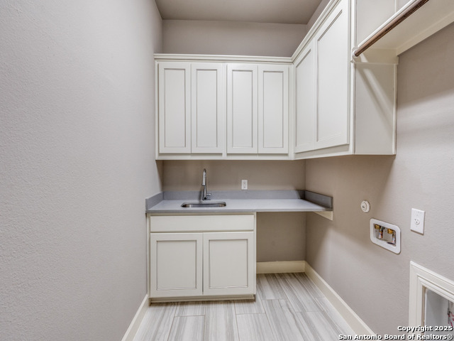 Image 31 of 44 For 1410 Burgundy Way