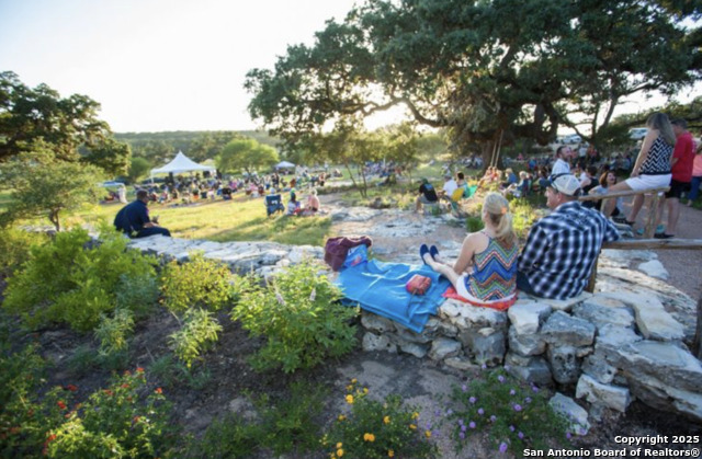 Image 43 of 44 For 1410 Burgundy Way