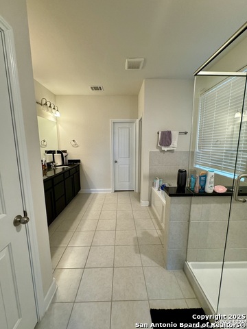 Image 21 of 25 For 120 Wickersham