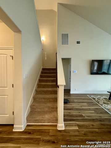 Image 5 of 25 For 120 Wickersham