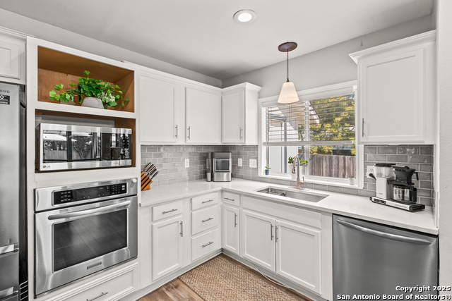 Image 11 of 36 For 11802 Tarragon