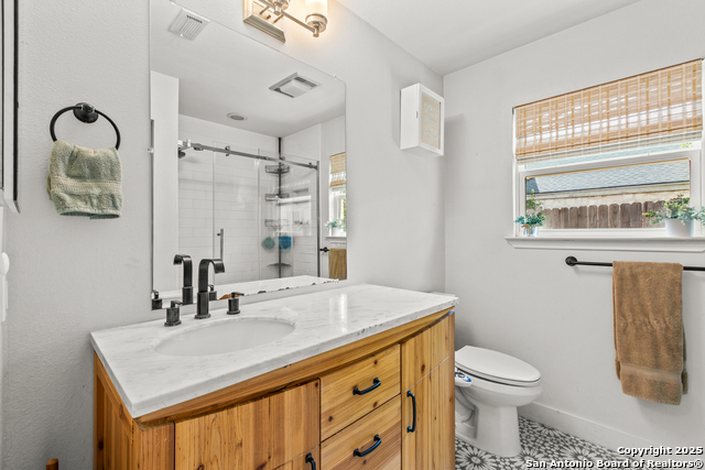 Image 18 of 36 For 11802 Tarragon