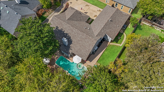 Image 35 of 36 For 11802 Tarragon