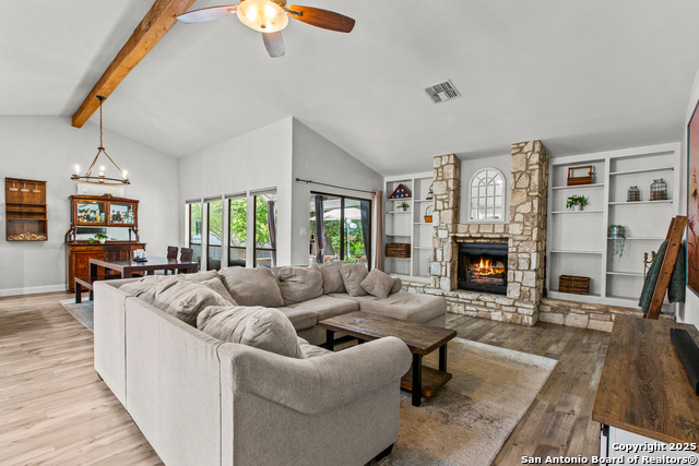 Image 4 of 36 For 11802 Tarragon