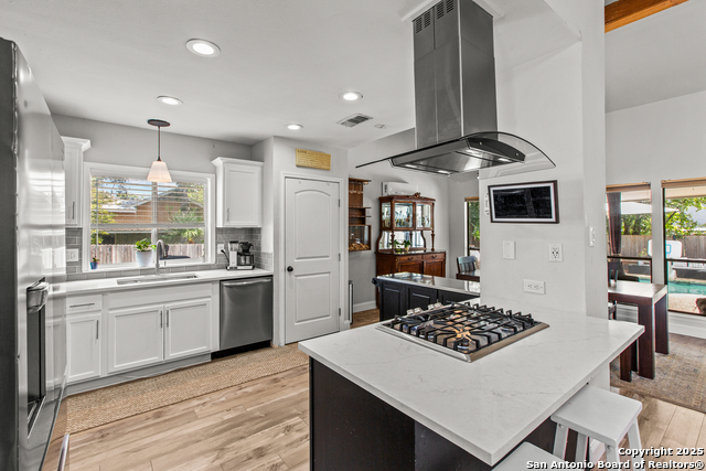 Image 8 of 36 For 11802 Tarragon