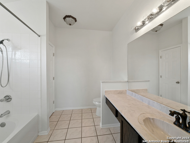 Image 16 of 26 For 21811 Goldcrest Run