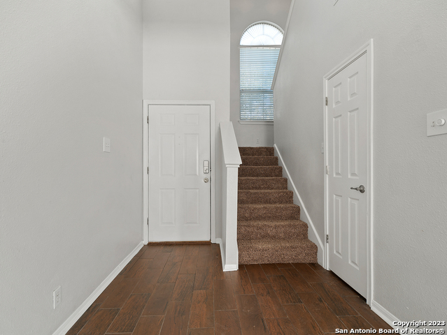 Image 4 of 26 For 21811 Goldcrest Run