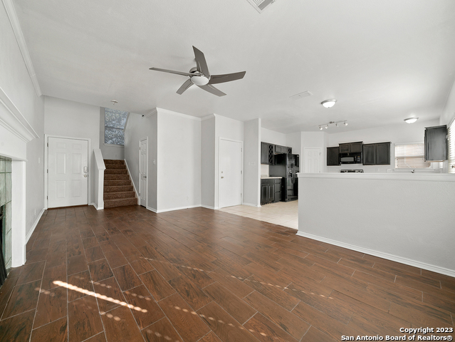 Image 8 of 26 For 21811 Goldcrest Run