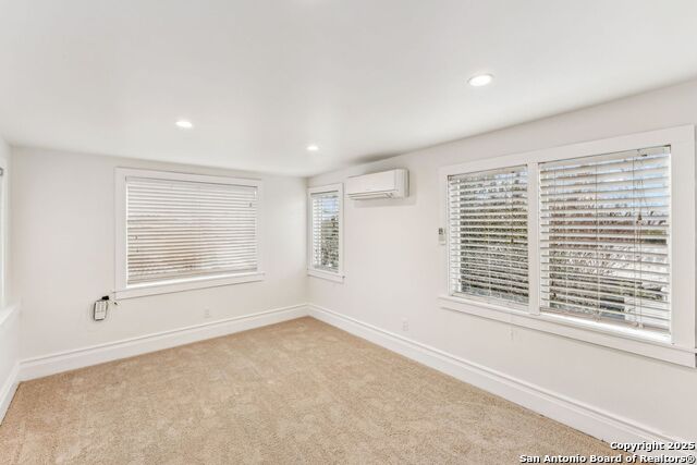 Image 41 of 47 For 162 Davis Court