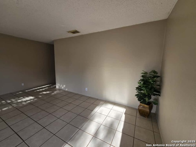 Image 5 of 20 For 8338 Longhorn Rdg