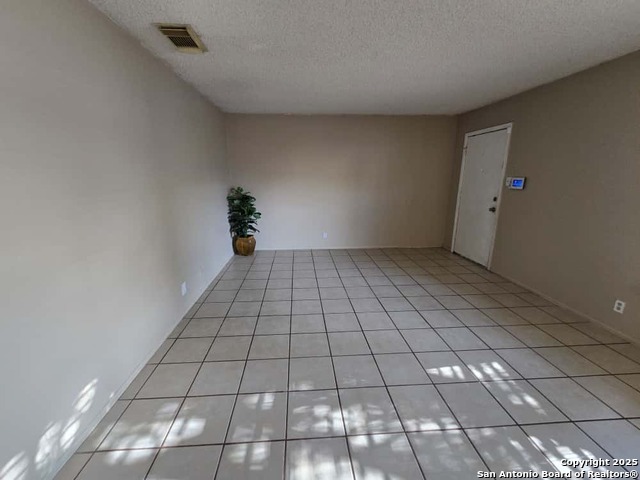 Image 7 of 20 For 8338 Longhorn Rdg