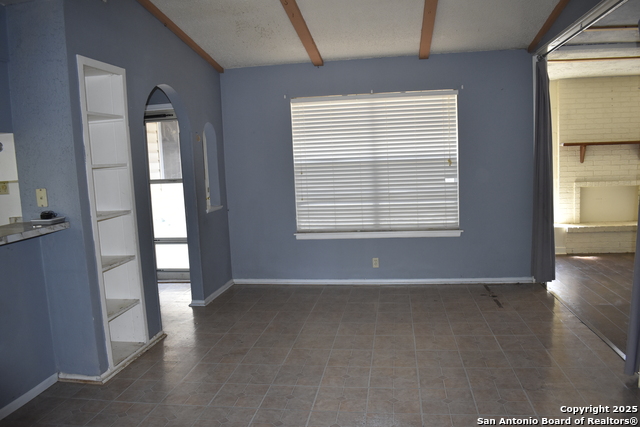 Image 12 of 16 For 4827 Casa Verde