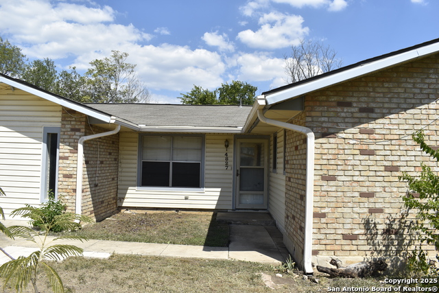 Image 4 of 16 For 4827 Casa Verde