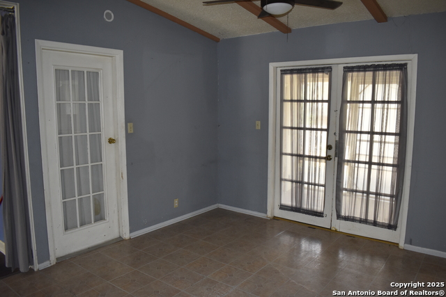 Image 8 of 16 For 4827 Casa Verde