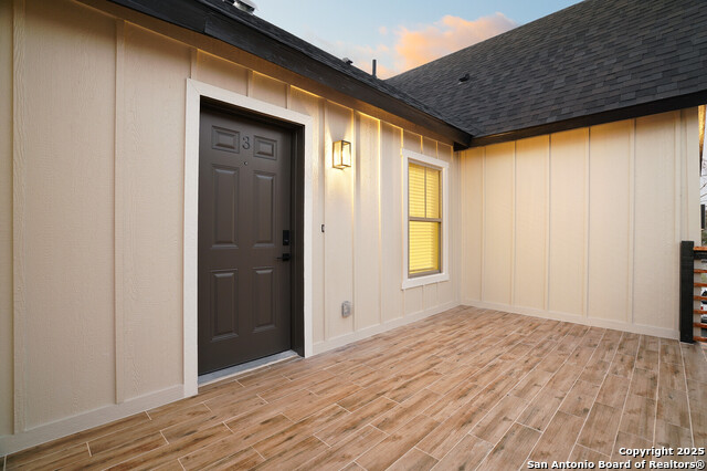 Image 32 of 40 For 1644 Mistletoe Ave W 201