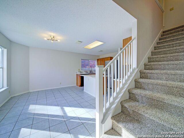 Image 13 of 44 For 8414 Park Olympia