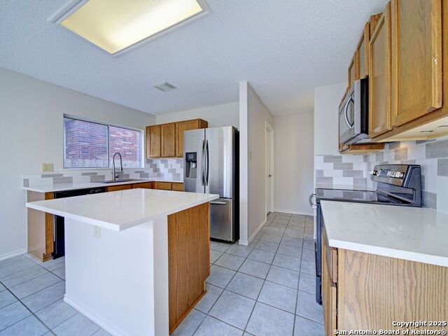 Image 19 of 44 For 8414 Park Olympia