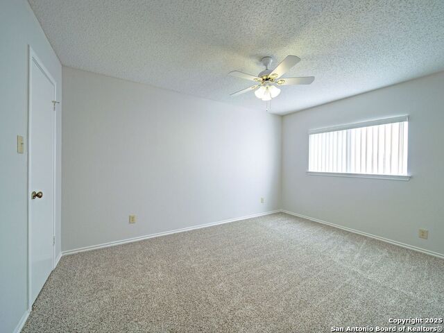 Image 34 of 44 For 8414 Park Olympia