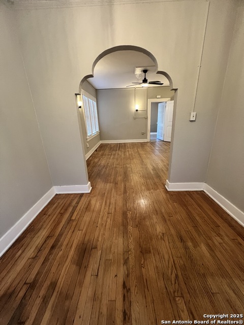 Image 7 of 16 For 128 Magnolia Ave W 1