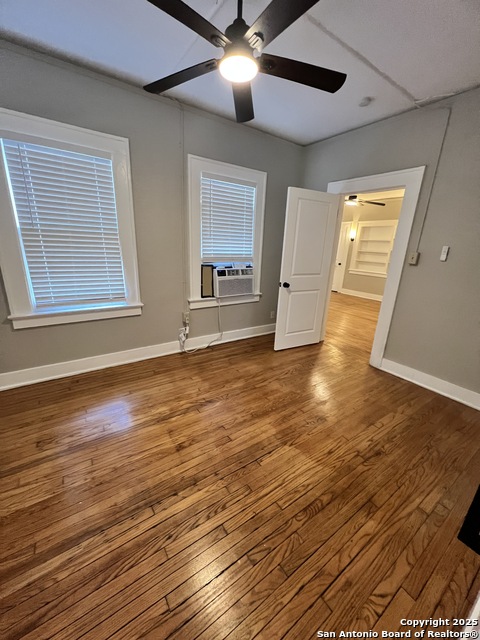 Image 8 of 16 For 128 Magnolia Ave W 1