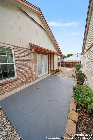 Listing photo id 29 for 632 Fern Meadow