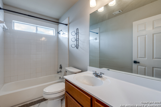 Listing photo id 16 for 5846 Imperial Topaz