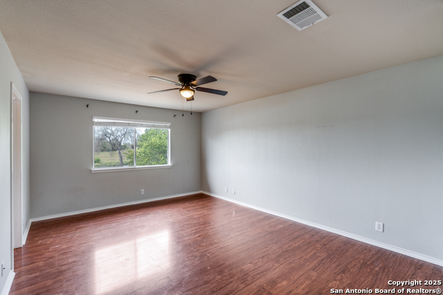 Listing photo id 17 for 5846 Imperial Topaz