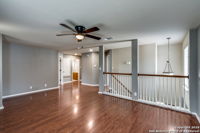 Listing photo id 22 for 5846 Imperial Topaz