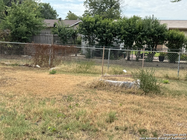 Image 10 of 13 For 4222 King Krest