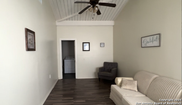 Image 2 of 13 For 4222 King Krest