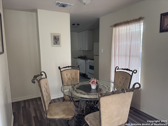 Image 5 of 13 For 4222 King Krest