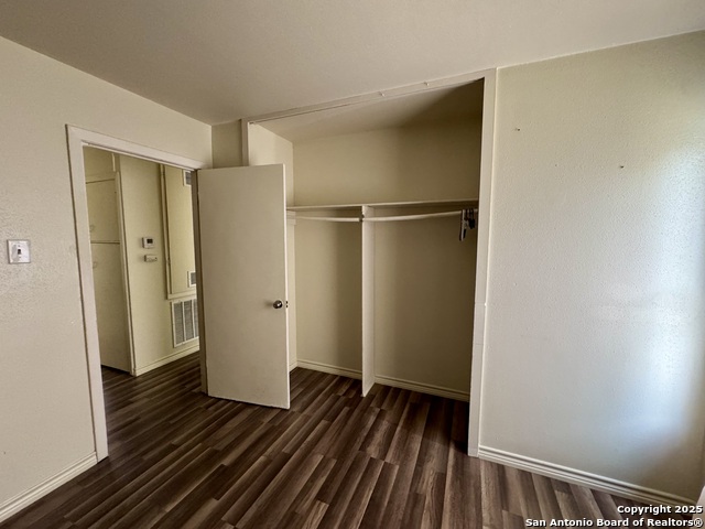 Image 6 of 13 For 4222 King Krest