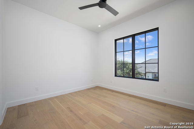Image 42 of 53 For 7126 Bluff Strand