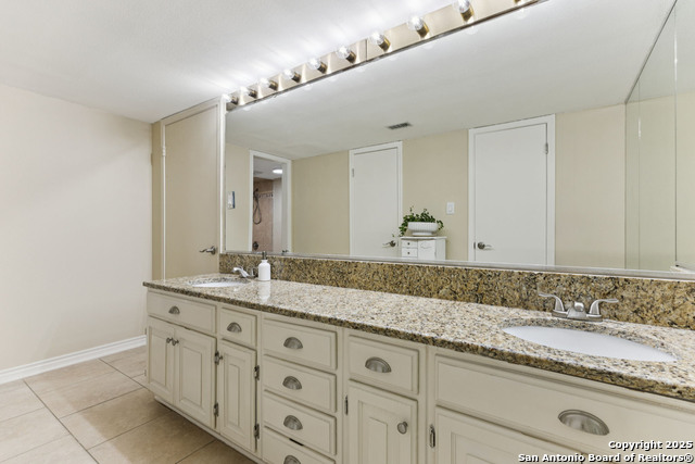 Image 22 of 43 For 17304 Saint Andrews  5102