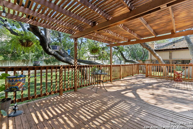 Image 34 of 43 For 17304 Saint Andrews  5102