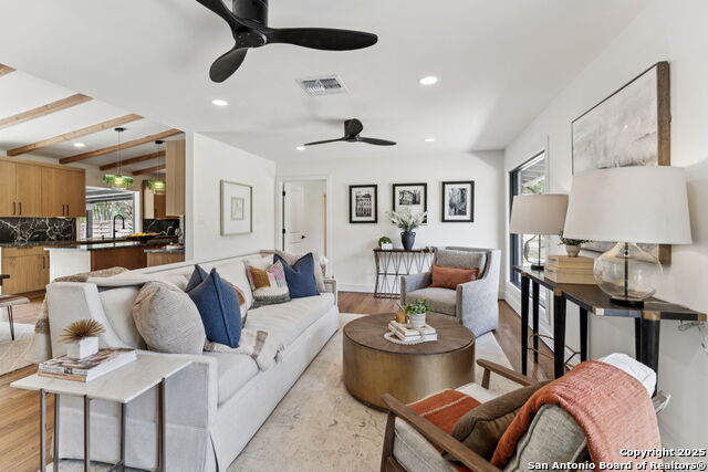 Image 11 of 85 For 1008 Canterbury Hill