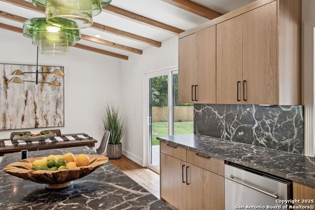 Image 25 of 85 For 1008 Canterbury Hill