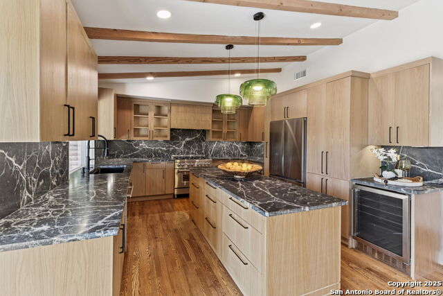 Image 27 of 85 For 1008 Canterbury Hill