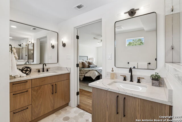 Image 43 of 85 For 1008 Canterbury Hill