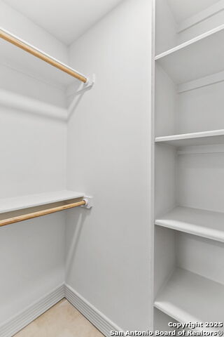 Image 50 of 85 For 1008 Canterbury Hill