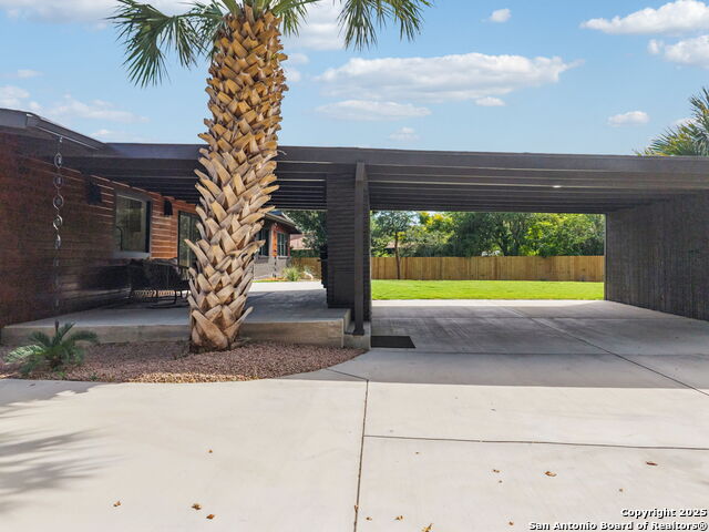 Image 82 of 85 For 1008 Canterbury Hill