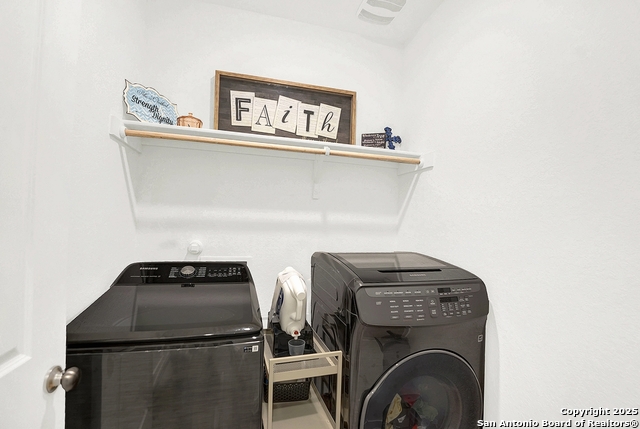 Listing photo id 25 for 5032 Palo Duro