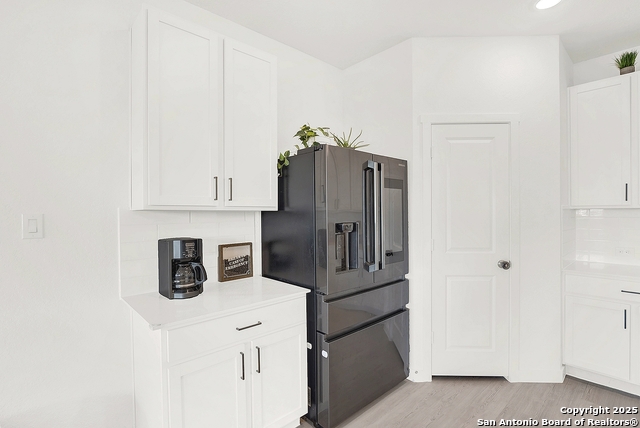 Listing photo id 5 for 5032 Palo Duro