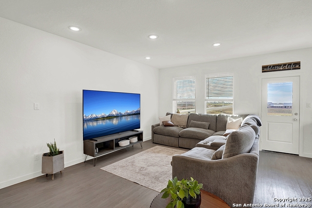 Listing photo id 6 for 5032 Palo Duro