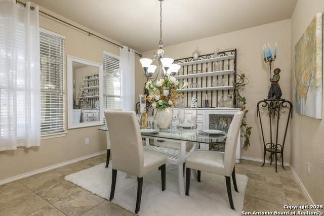 Image 14 of 37 For 608 Saddlehorn Way