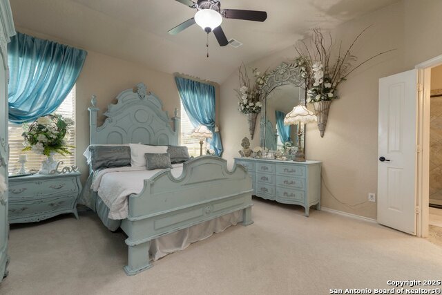 Image 17 of 37 For 608 Saddlehorn Way